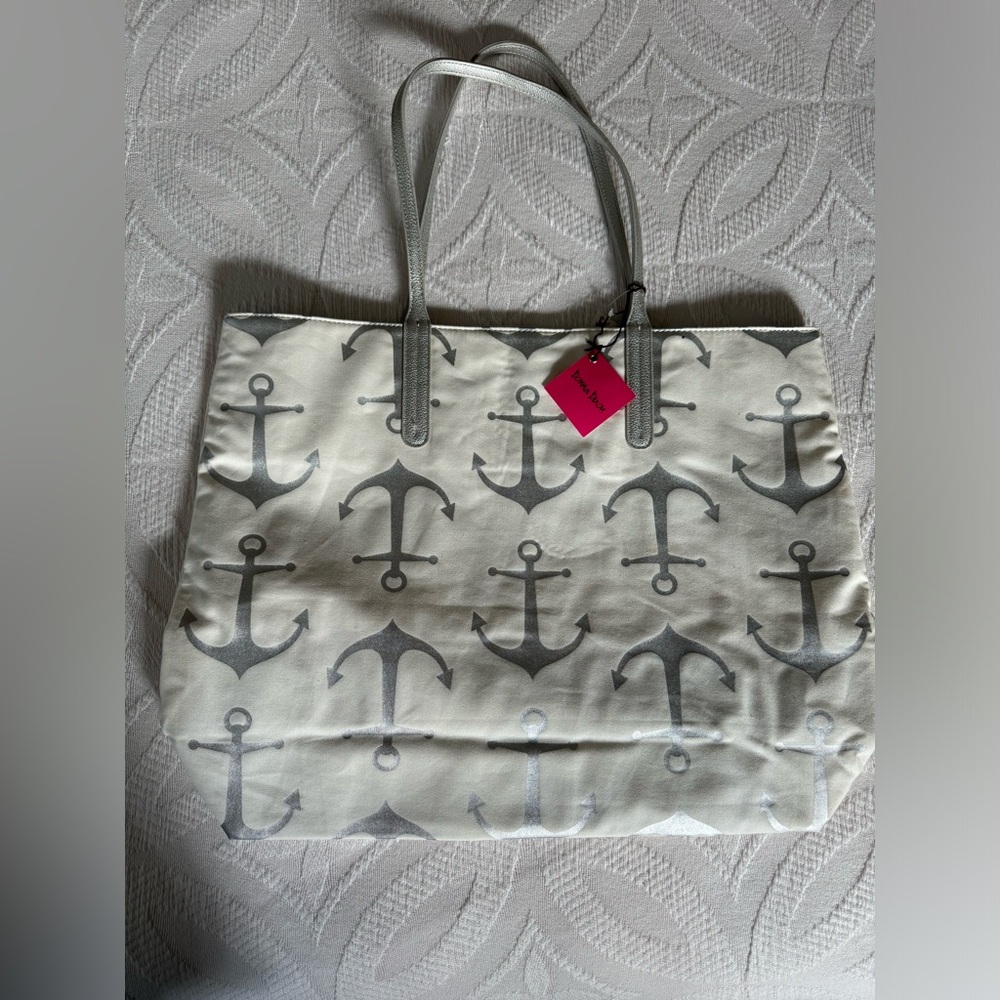 NWT Donna Dixon Tote